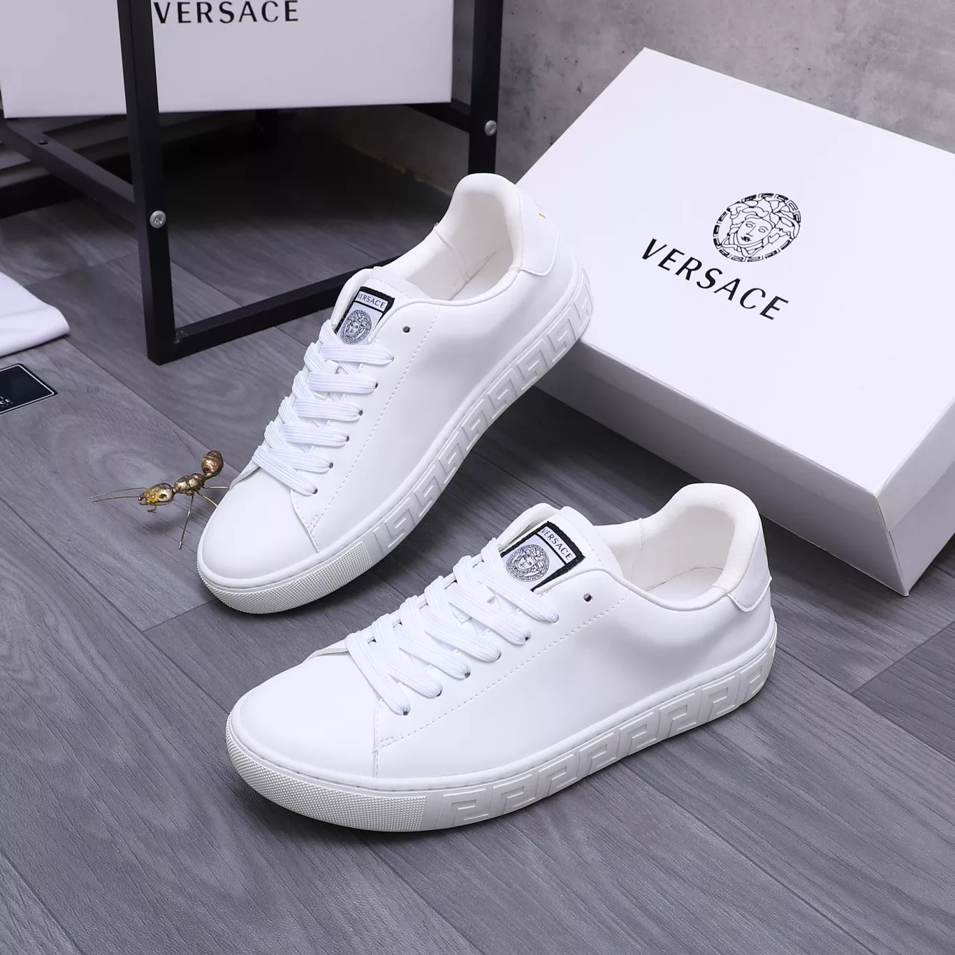 versace decontractees chaussures pour femme s_127441a